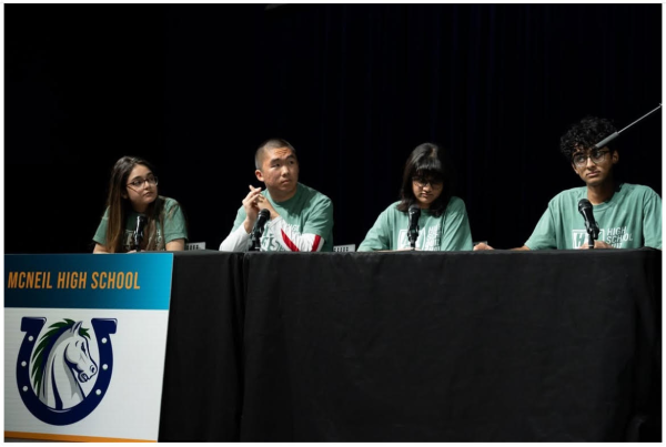 (L-R) Seniors Zainab Ali Asgar, Andy Zhou, Avanee Nagory, Hamza Rahman (Photo: Austin PBS)