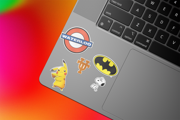 Seniors Share Sticker-decorated Chromebooks