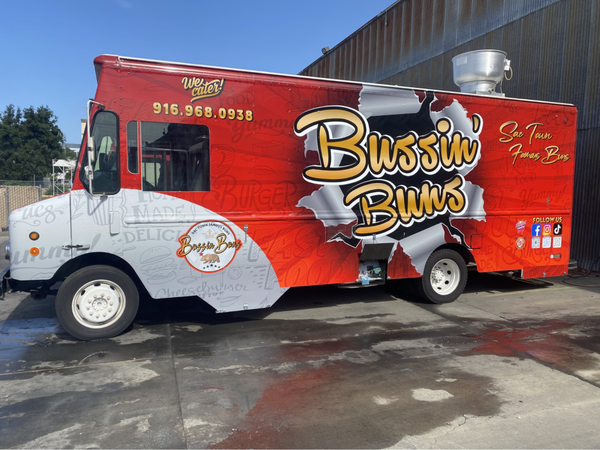 Bussin' Buns: 6816 Ranch to Market Rd 620, Austin, TX 78726.